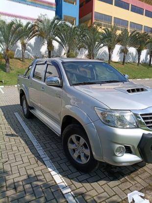 TOYOTA HILUX 3.0 SRV 4X4 CD 16V TURBO INTERCOOLER DIESEL 4P MANUAL TOYOTA HILUX 3.0 SRV 4X4 CD 16V TURBO INTERCOOLER DIESEL 4P MANUAL